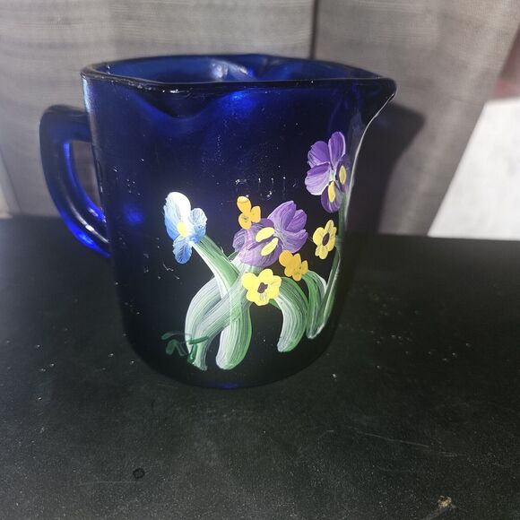 Vtg Cobalt Blue 1 Cup Measuring Cup 3 Spouts  Good Condition Hand Painted - Picture 2 of 5